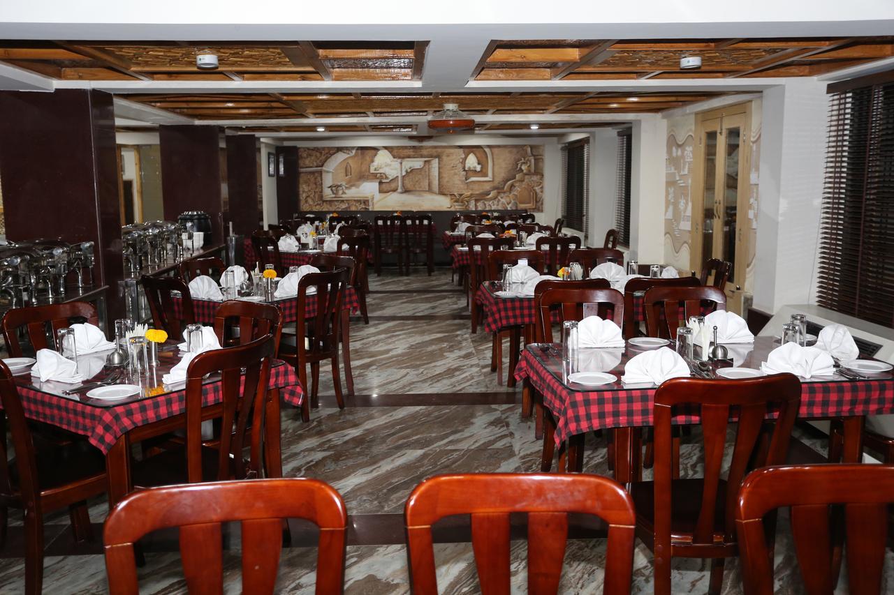 Hotel Asian Park Srīnagar Екстериор снимка