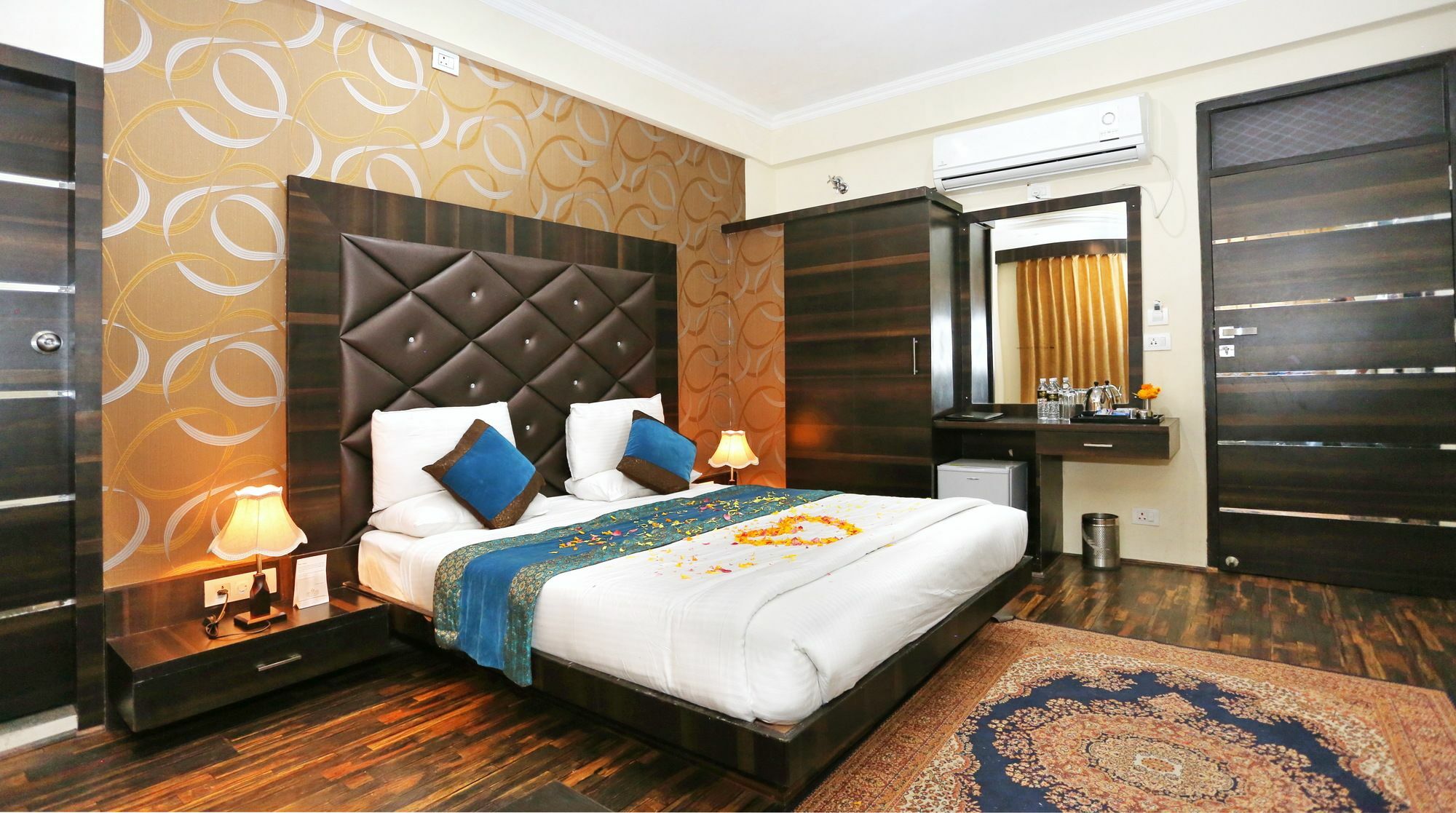 Hotel Asian Park Srīnagar Екстериор снимка